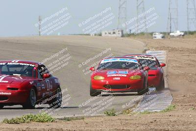 media/Apr-30-2022-CalClub SCCA (Sat) [[98b58ad398]]/Group 5/Race (Outside Grapevine)/